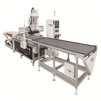 CNC машина за гнездење со четири глави